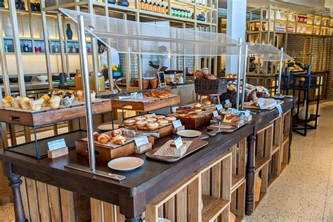springhill suites breakfast|Guide to Marriott elite breakfast benefits .